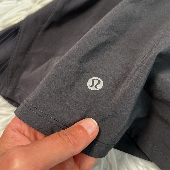 Lululemon Play Off The Pleats Skirt *13" Black - Picture 4 of 6